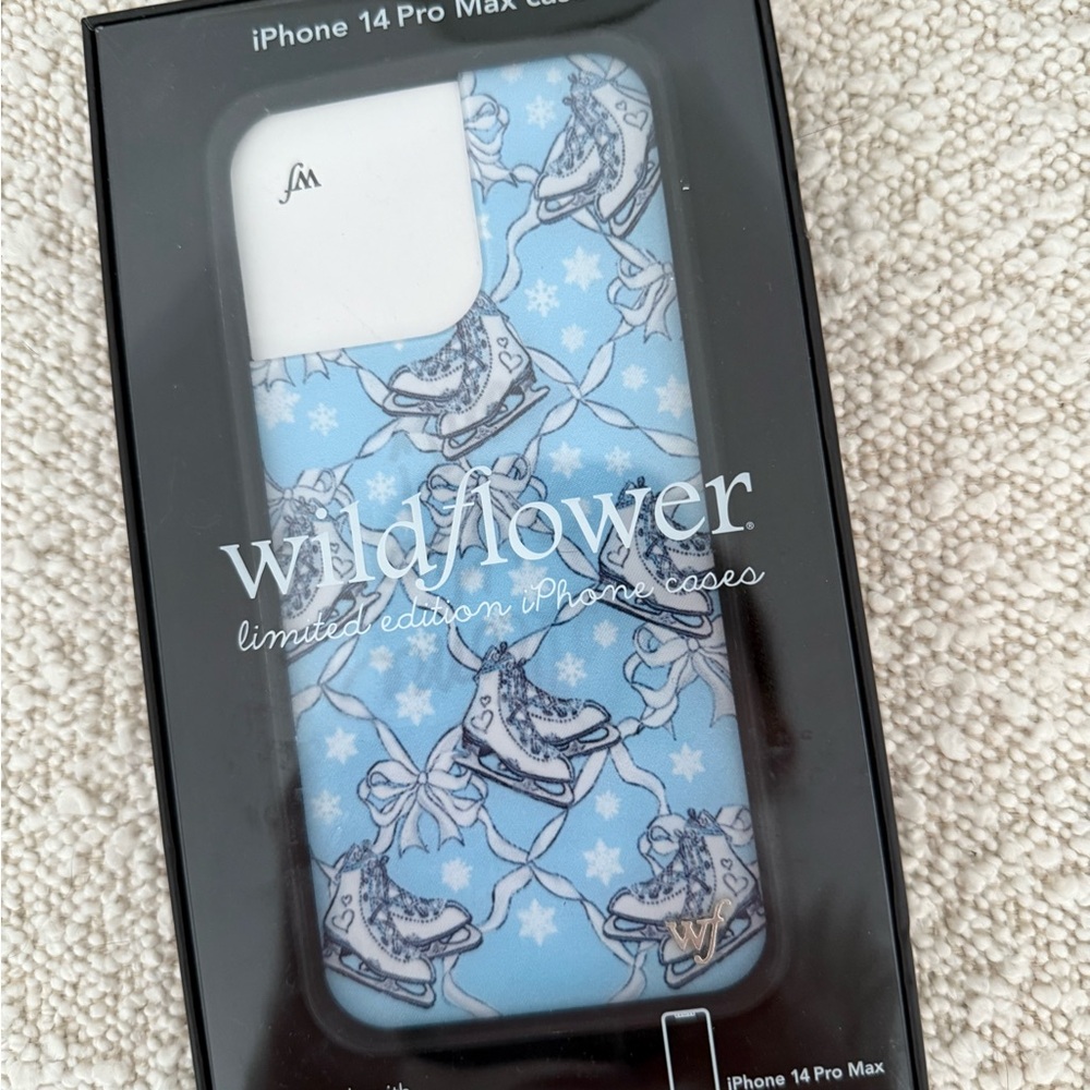 Wildflowers Blue and White ice skate Phone Case